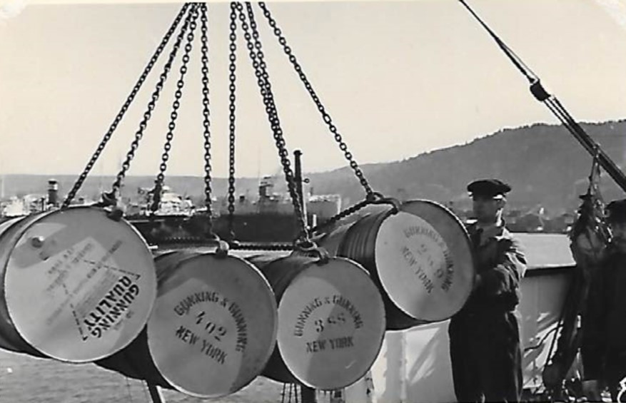 Skipning av Poultry Cod Liver Oil til New York. 1936